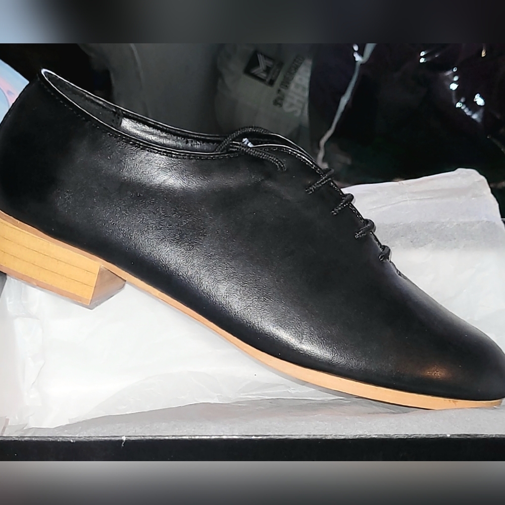Classic Black Leather Women’s Clogging/Jazz shoe
